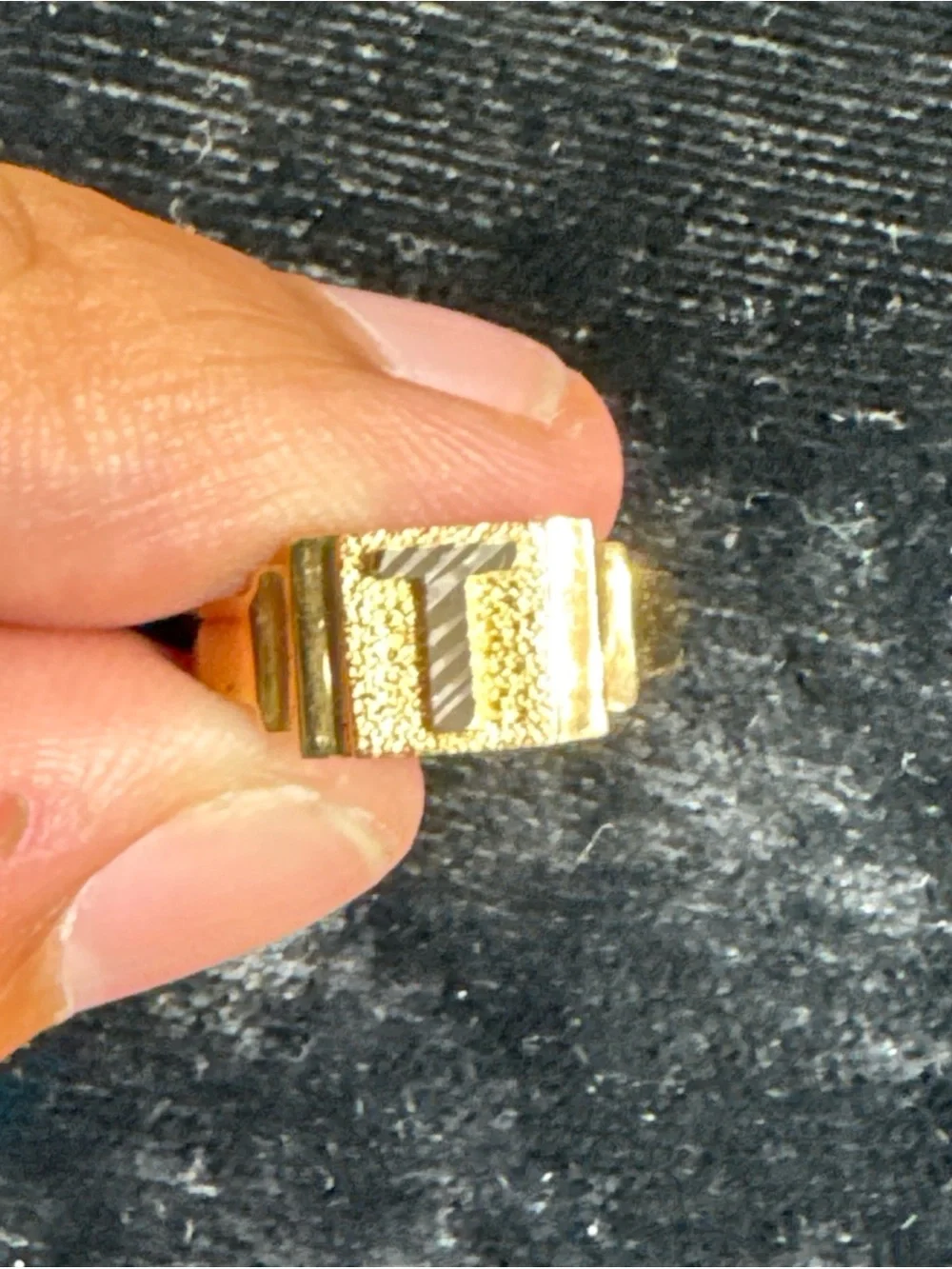 10K Yellow Gold Baby Ring Letter T Size 3 1.2g Initial Signet Ring